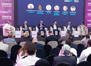 خبراء الأمن الرقمي بمعرض Cairo ICT يبحثون تطبيق مفهوم 